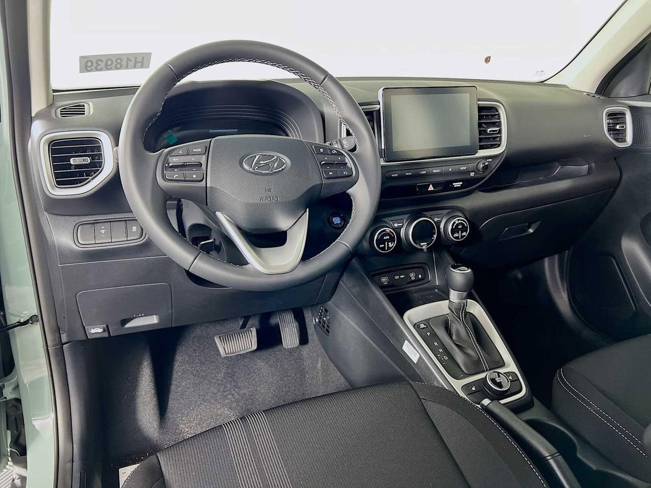 New 2026 Hyundai Venue SEL FWD image 7