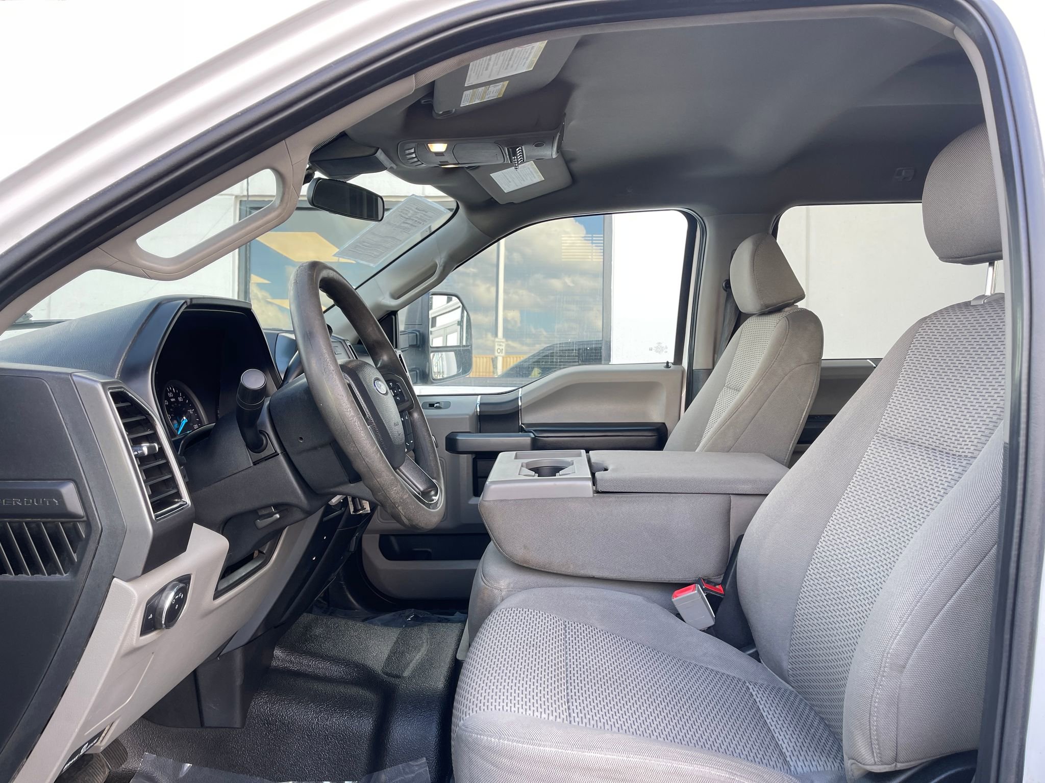 Used 2021 Ford F250 XLT w/ FX4 Off-Road Package image 10