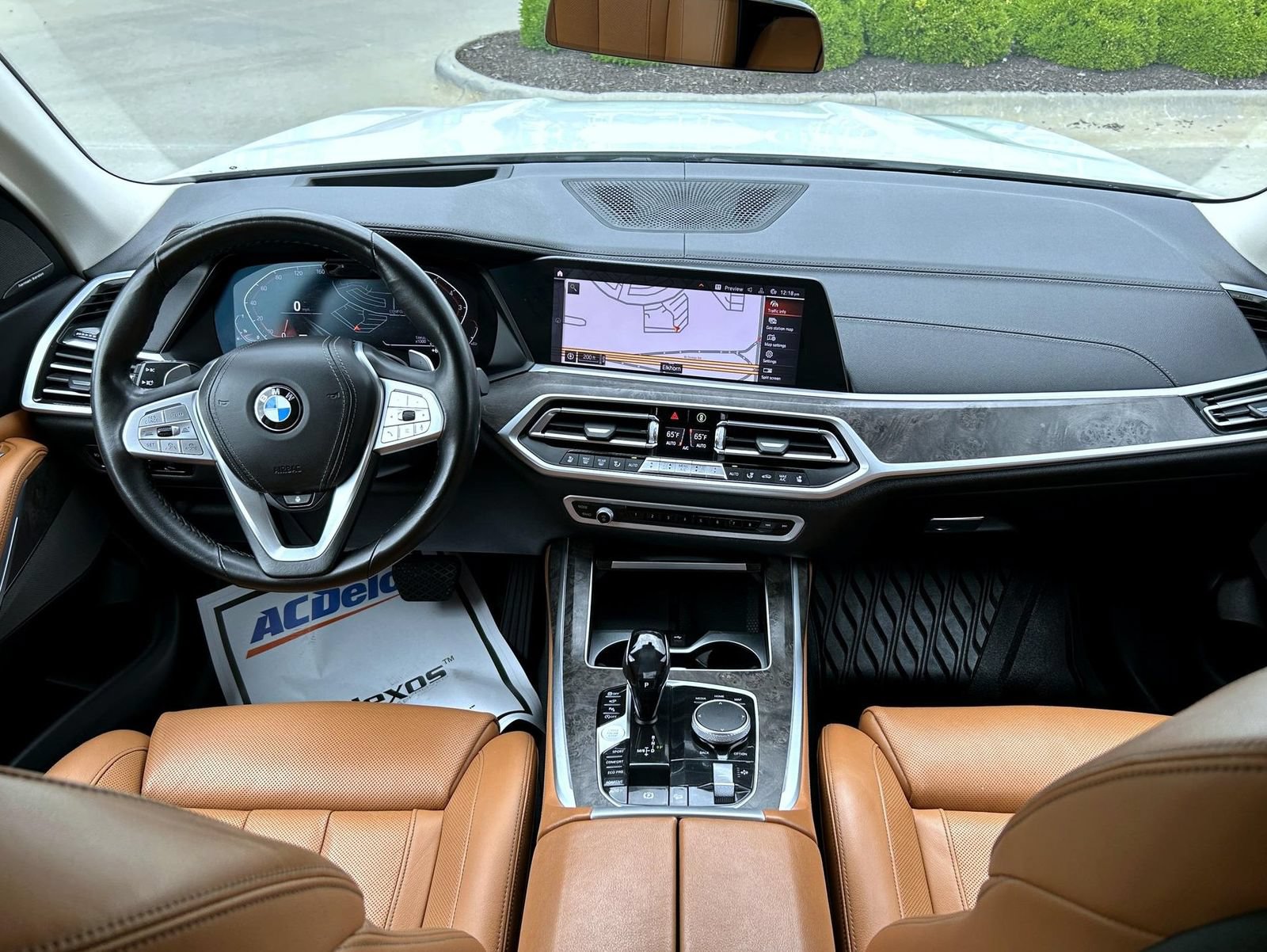 Used 2020 BMW X7 xDrive40i w/ Premium Package AWD/4WD image 12