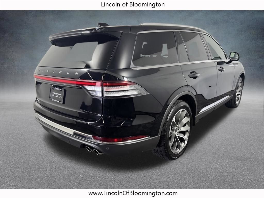 Used 2025 Lincoln Aviator Reserve AWD/4WD image 8