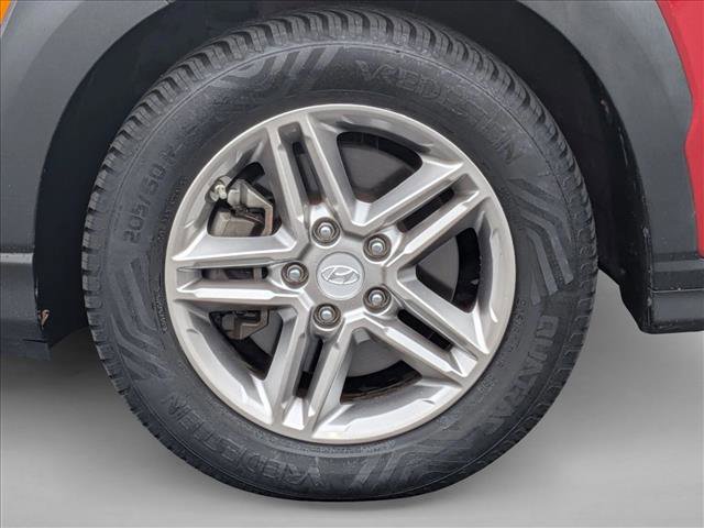 Used 2019 Hyundai Kona SE image 23