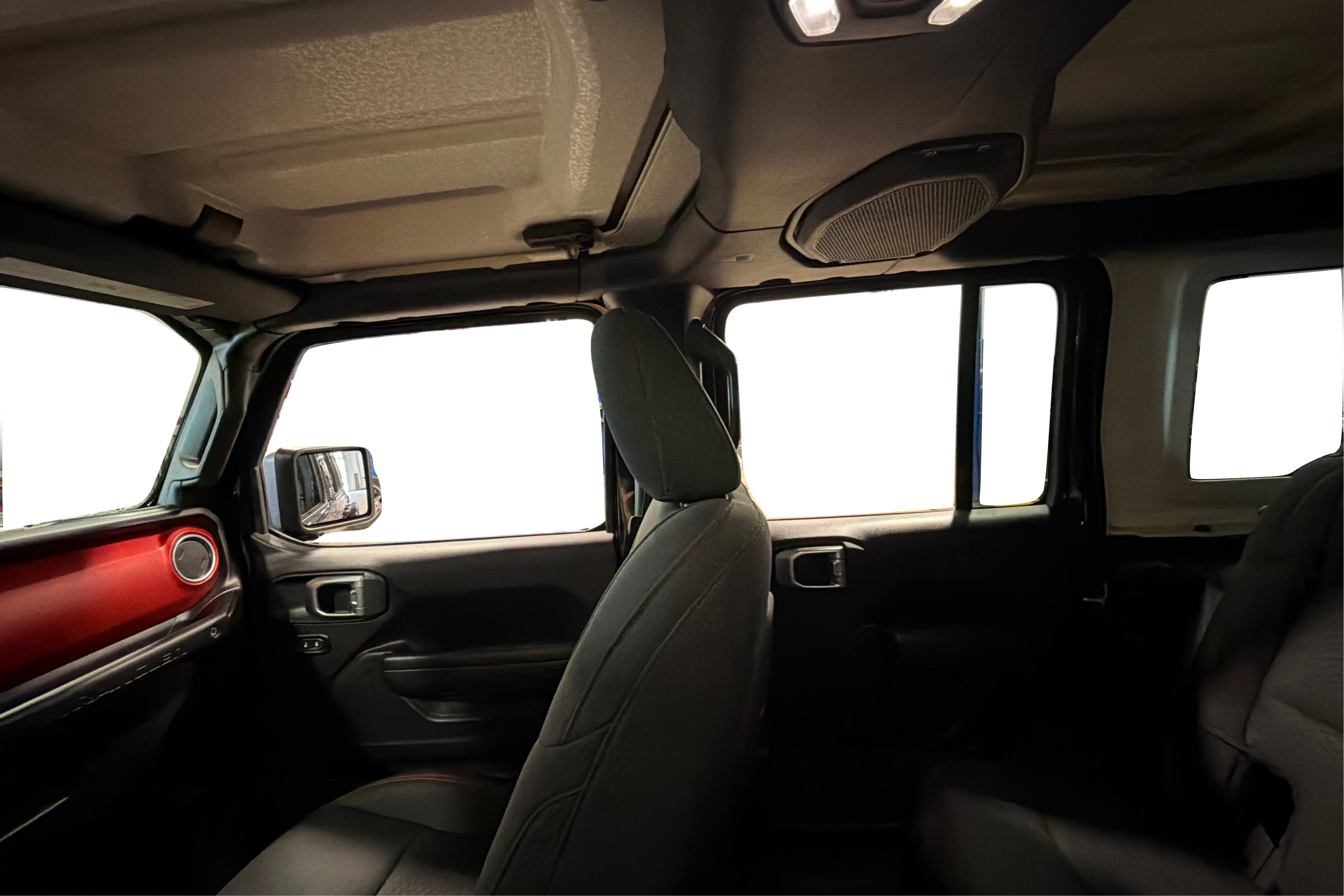 Used 2022 Jeep Wrangler Unlimited Rubicon AWD/4WD image 40