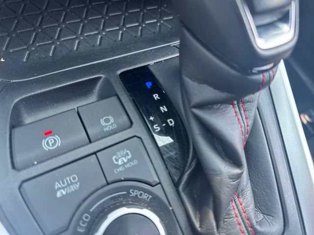 Used 2023 Toyota RAV4 SE w/ Weather & Moonroof Package AWD/4WD image 20