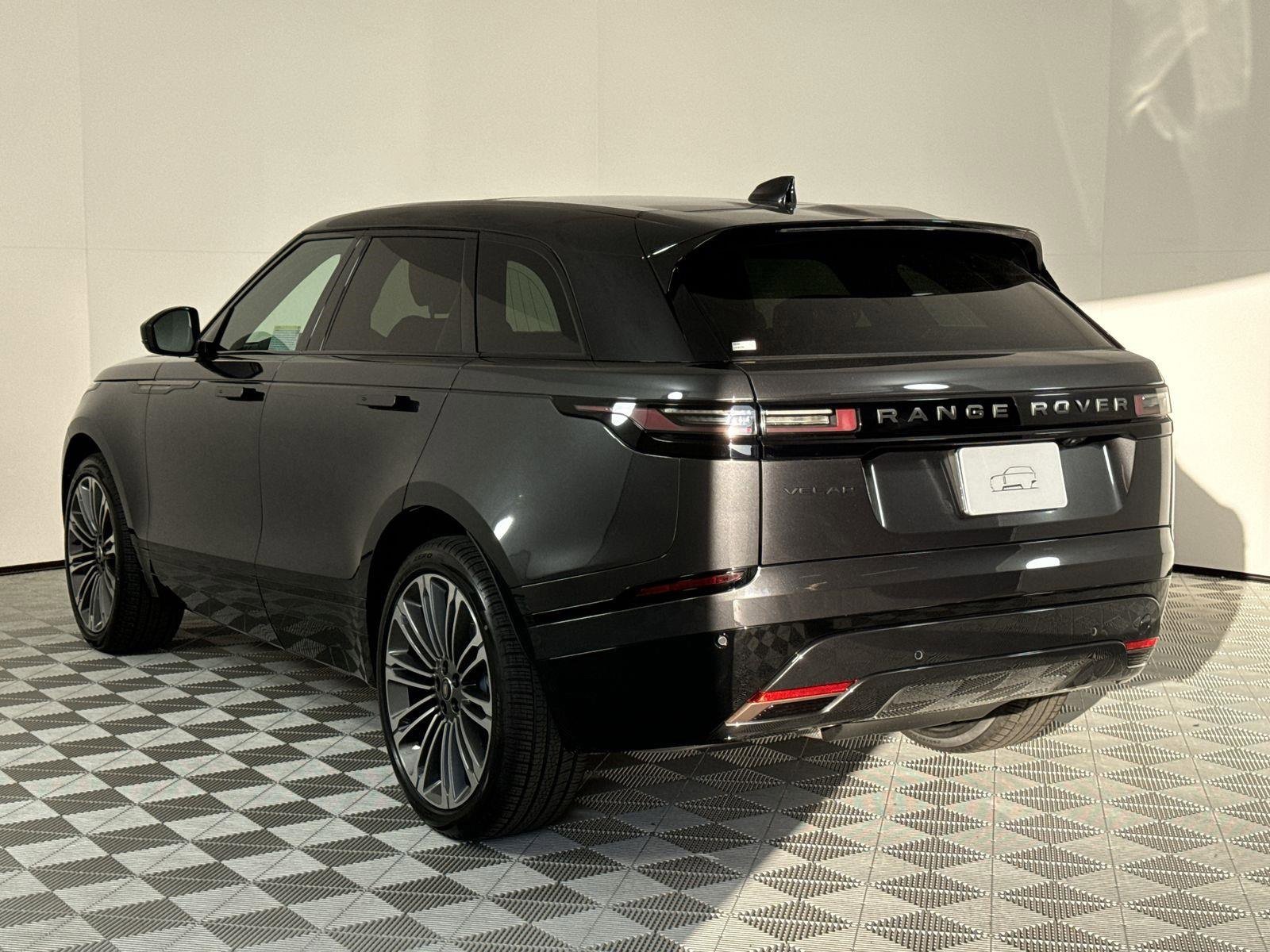 Certified 2025 Land Rover Range Rover Velar Dynamic SE image 3