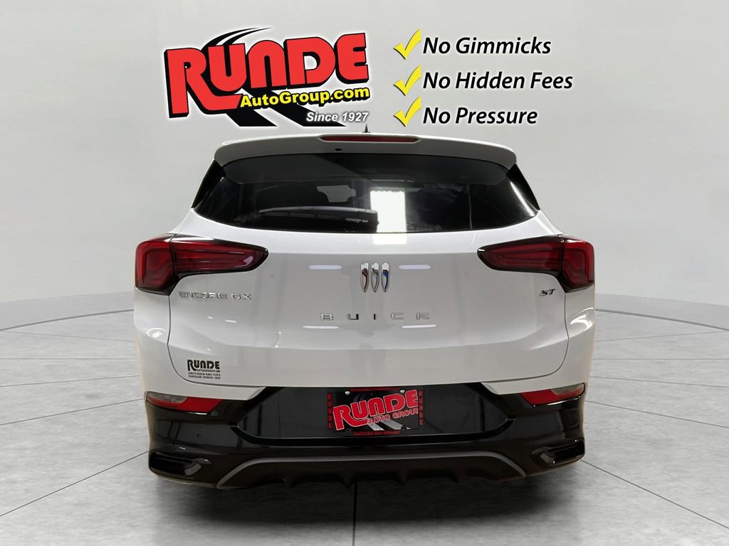 Used 2024 Buick Encore GX Sport Touring w/ Comfort Package image 4
