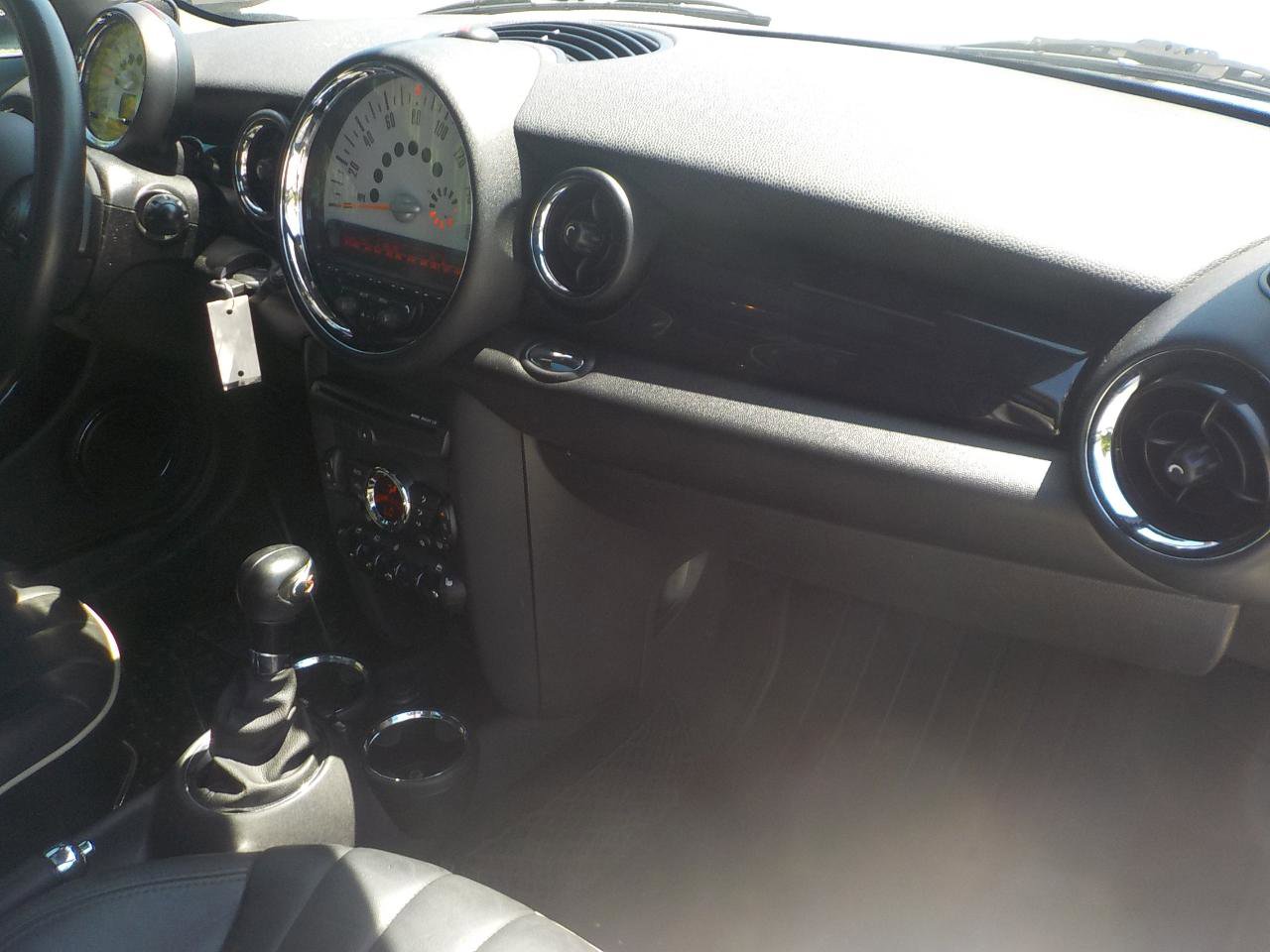 Used 2011 MINI Cooper S FWD image 25