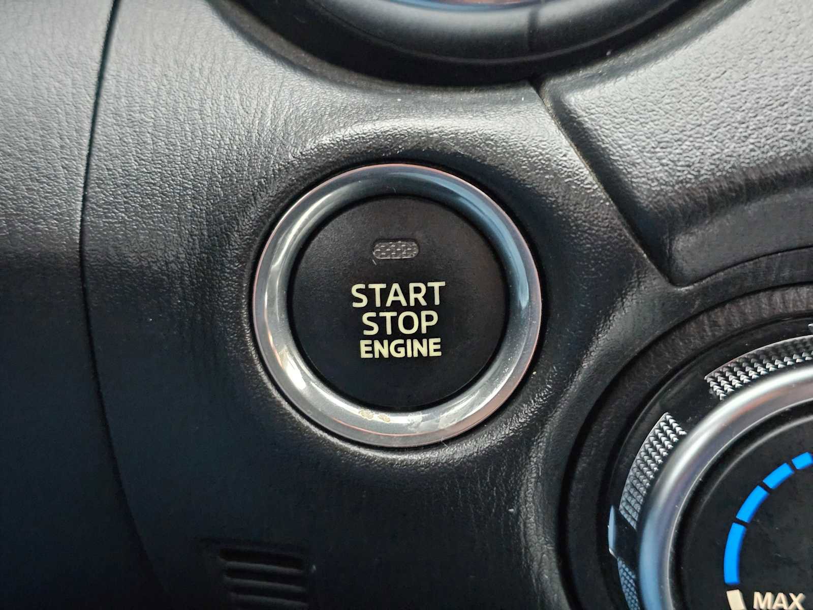 Used 2020 FIAT 124 Spider Classica w/ Technology Group image 28