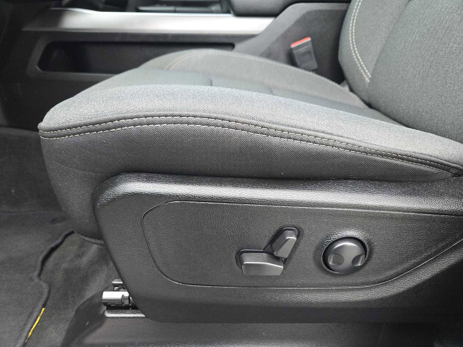 Used 2022 RAM 1500 Lone Star AWD/4WD image 23