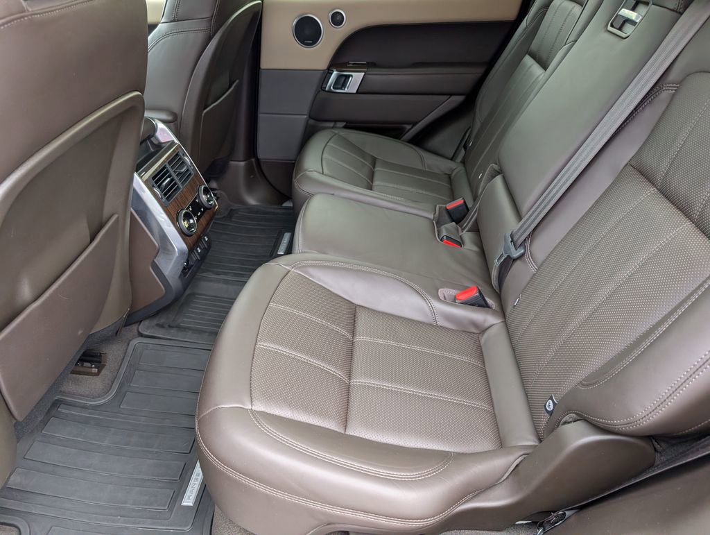 Used 2019 Land Rover Range Rover Sport HSE image 14