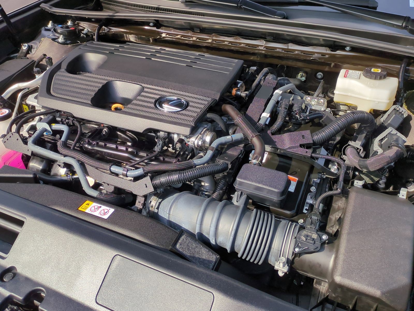 Used 2024 Lexus ES 300h w/ Technology Package image 34