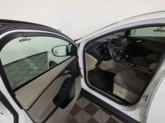 Used 2013 Ford Focus SE image 17
