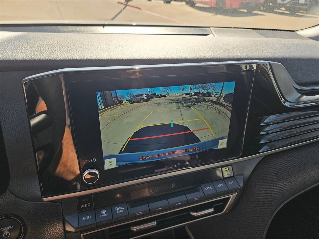 Used 2025 Toyota Camry LE image 22