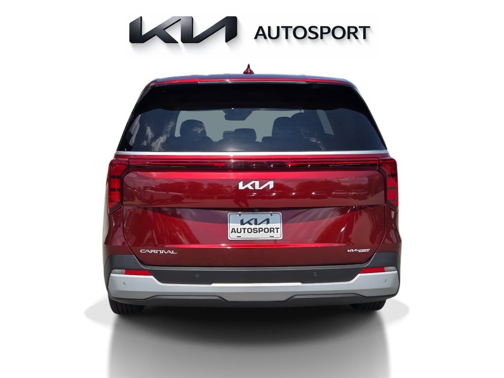 Certified 2025 Kia Carnival FWD image 9