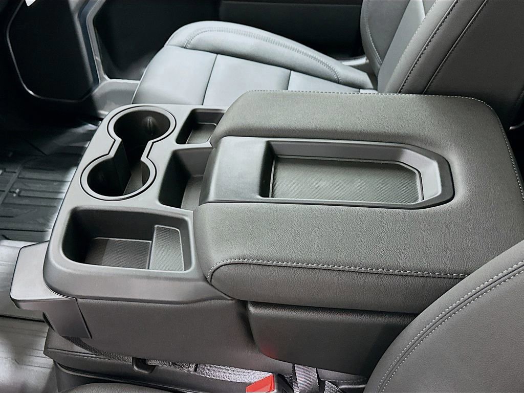New 2026 GMC Sierra 3500 SLT image 17