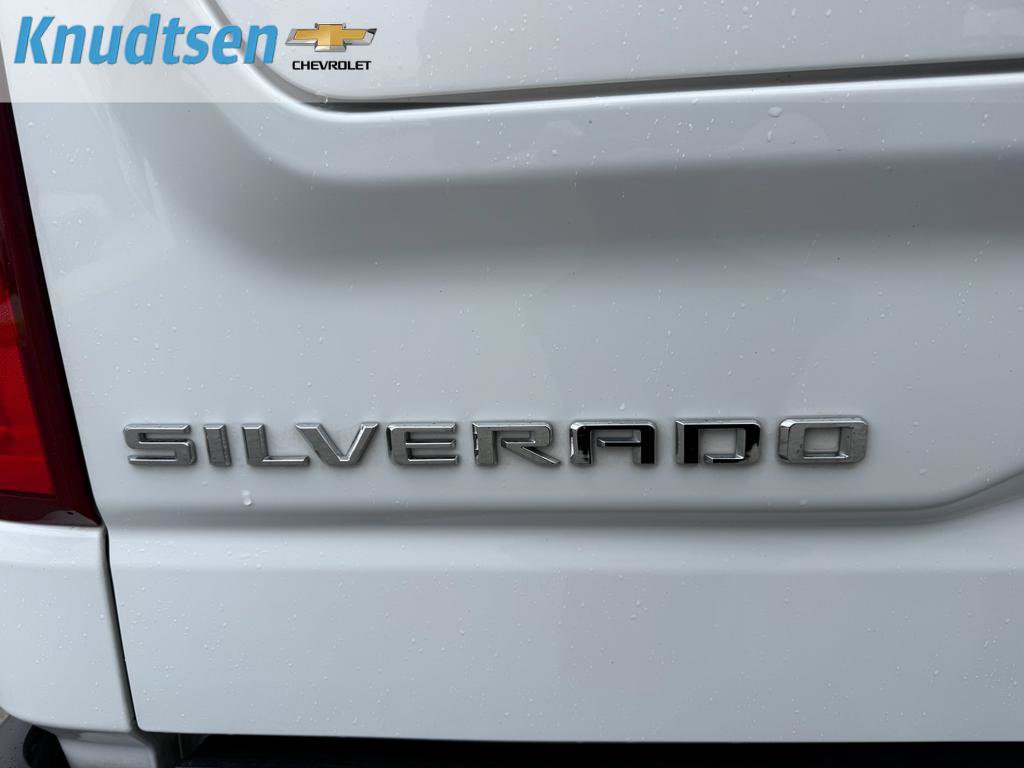 Used 2022 Chevrolet Silverado 1500 LTZ w/ LTZ Premium Package image 16
