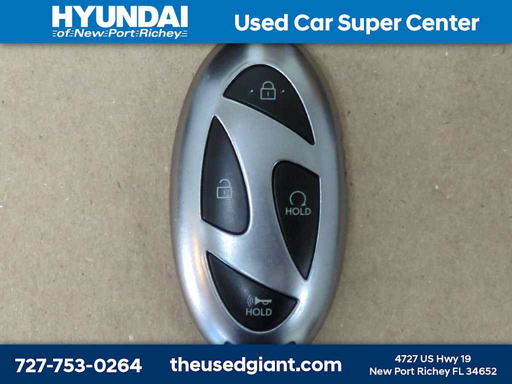 Used 2026 Hyundai Santa Fe SE FWD image 32