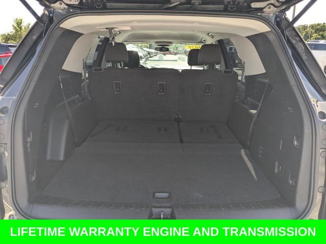 Used 2021 Chevrolet Traverse LS FWD image 13