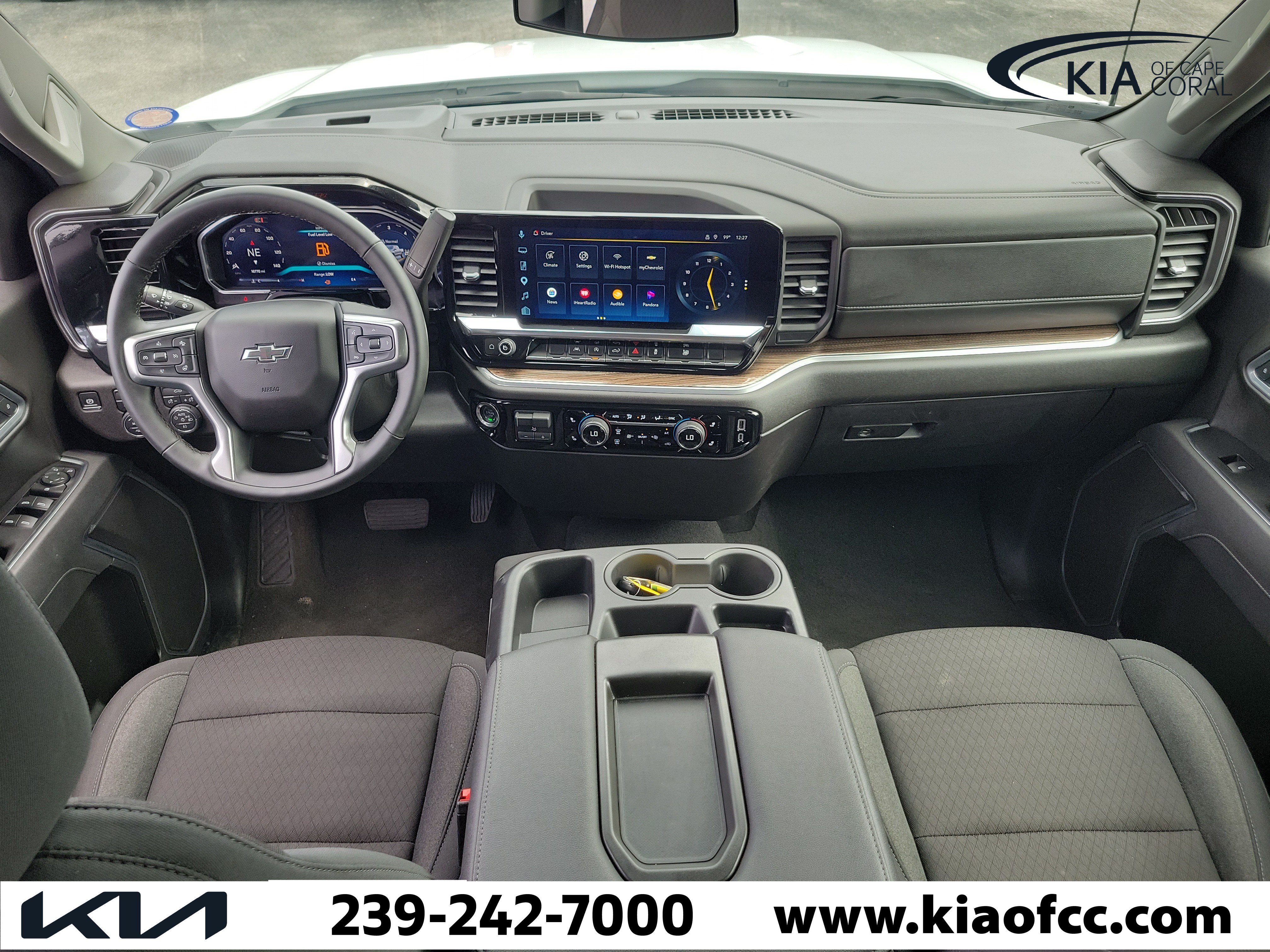 Used 2026 Chevrolet Silverado 1500 RST AWD/4WD image 15