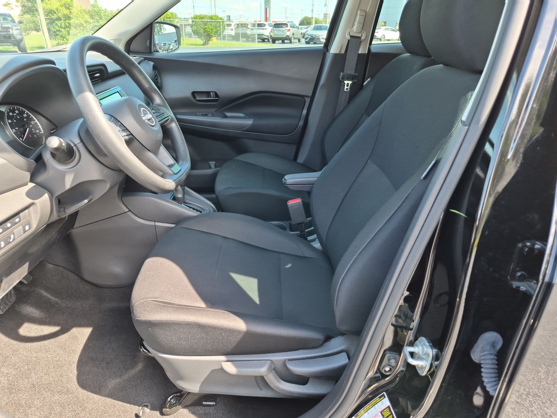 Used 2025 Nissan Kicks Play S FWD image 15