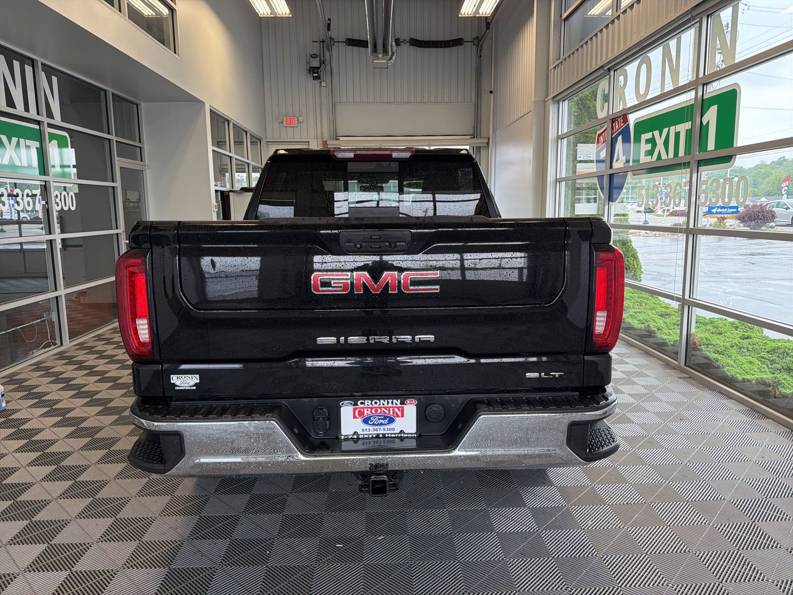 Used 2021 GMC Sierra 1500 SLT w/ SLT Convenience Package AWD/4WD image 5