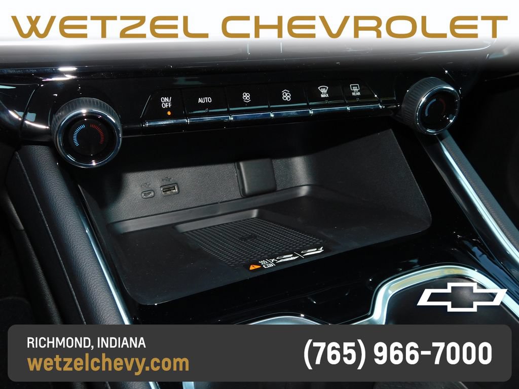 New 2027 Chevrolet Traverse LT FWD image 42