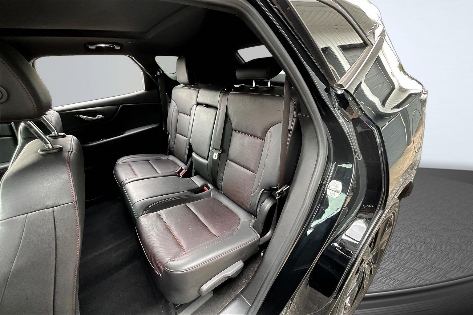 Used 2021 Chevrolet Blazer RS w/ Enhanced Convenience Package FWD image 20