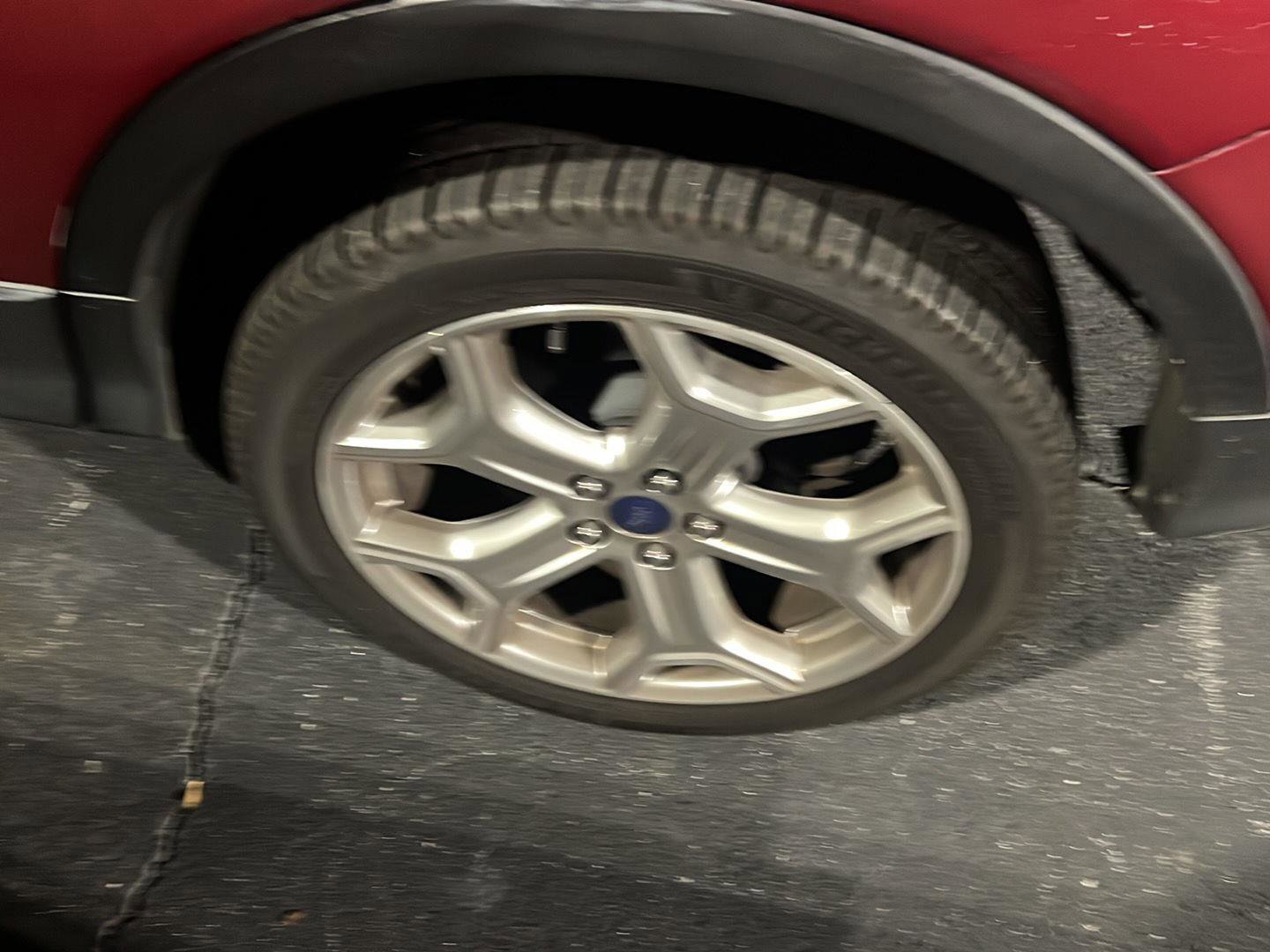 Used 2018 Ford Escape Titanium w/ Ford Safe & Smart Package image 7