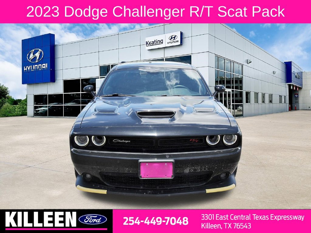 Used 2023 Dodge Challenger R/T Scat Pack RWD image 2