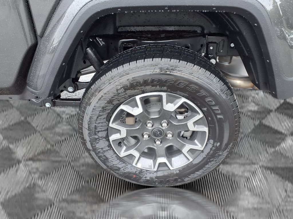 New 2026 Jeep Gladiator Sport AWD/4WD image 22