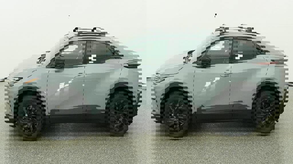 New 2026 Toyota C-HR AWD/4WD image 18