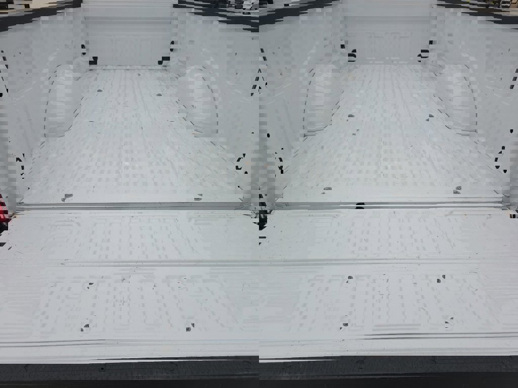 Used 2019 Ford F250 XL w/ Power Equipment Group image 16