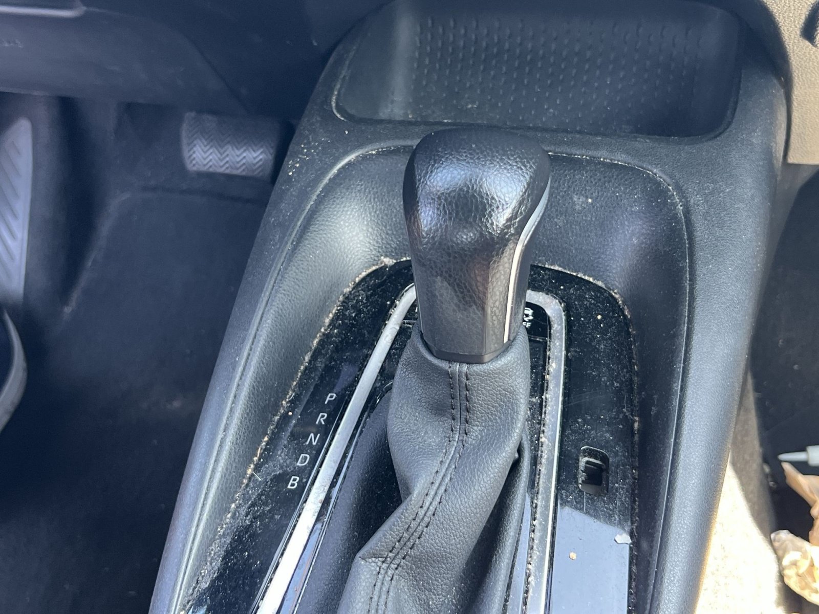 Used 2023 Toyota Corolla SE w/ Carpet Mat Package (TMS) FWD image 16