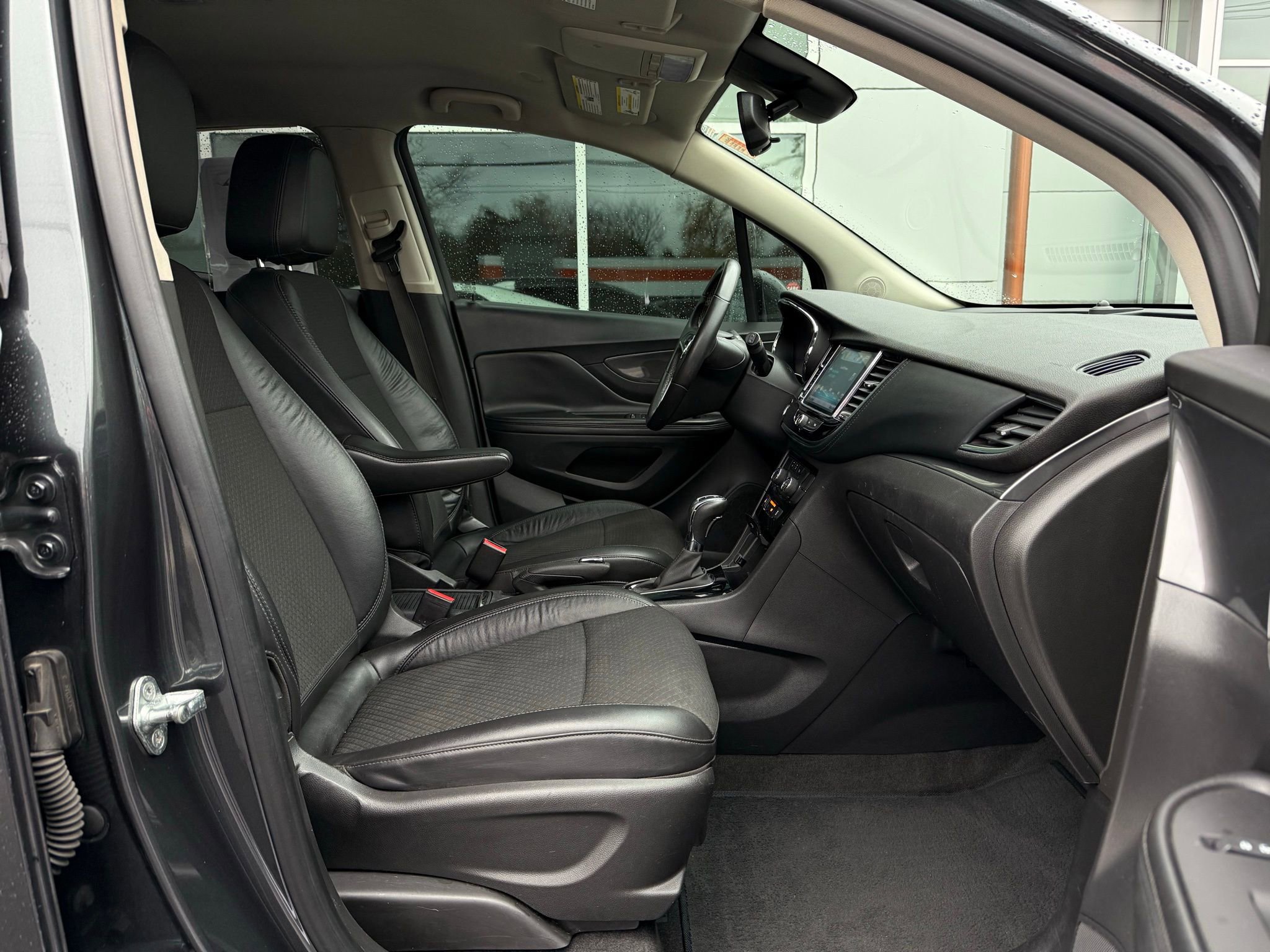 Used 2017 Buick Encore Preferred image 20