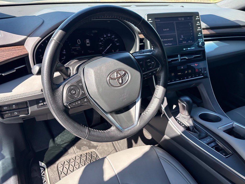 Used 2020 Toyota Avalon XLE FWD image 11
