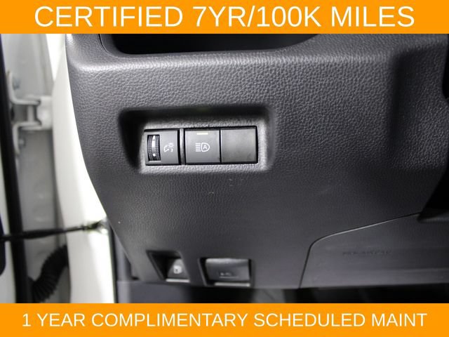 Used 2025 Toyota RAV4 XLE AWD/4WD image 20