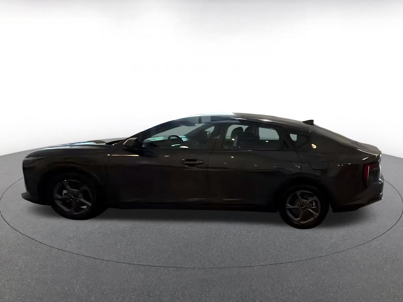 Used 2026 Kia K4 FWD image 7