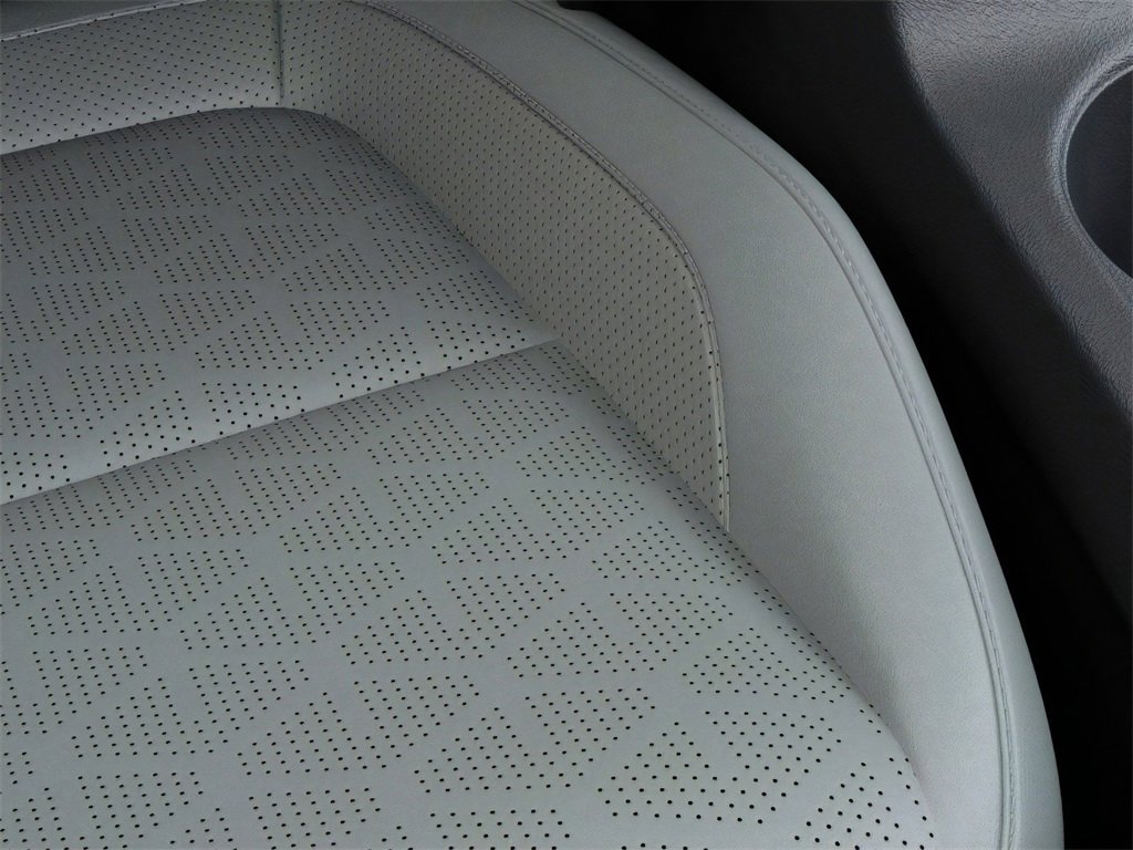 New 2025 Kia Seltos SX w/ SX Sunroof Package image 24