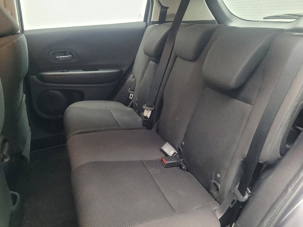 Used 2021 Honda HR-V LX image 18