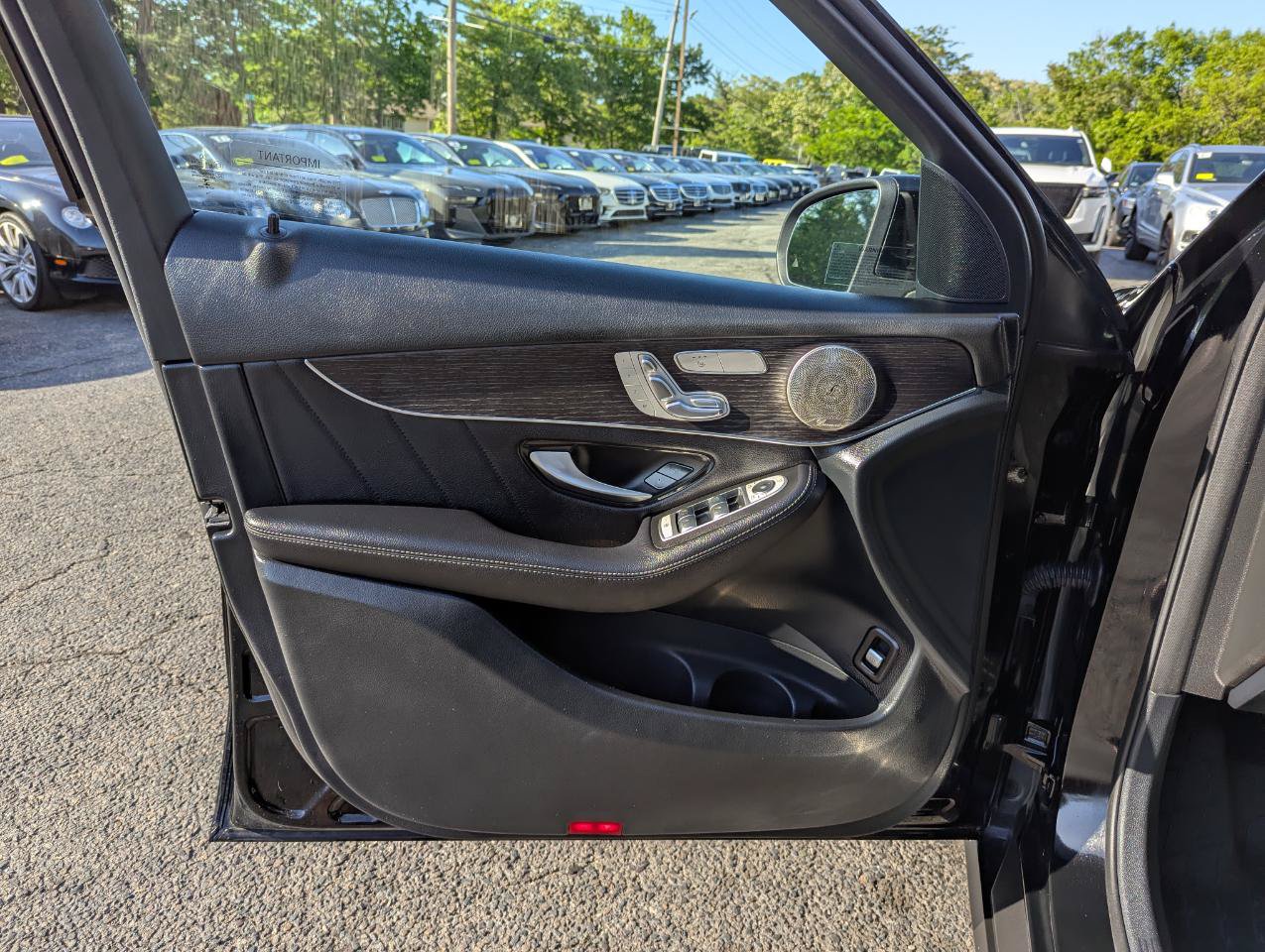 Used 2021 Mercedes-Benz GLC 300 4MATIC image 11