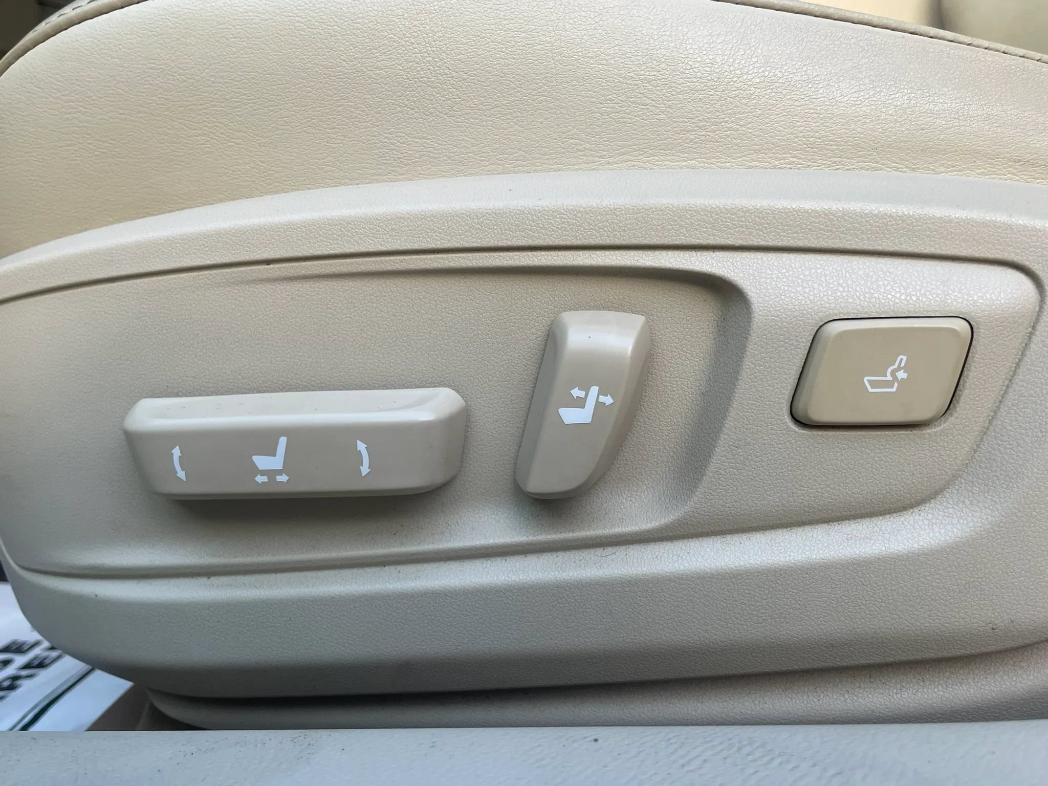 Used 2013 Lexus ES 350 w/ Luxury Pkg FWD image 52