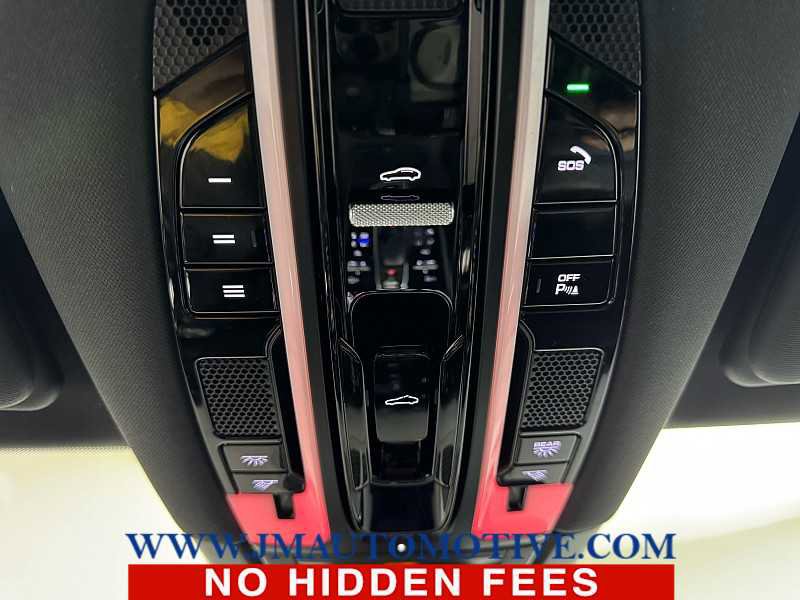 Used 2021 Porsche Cayenne image 36