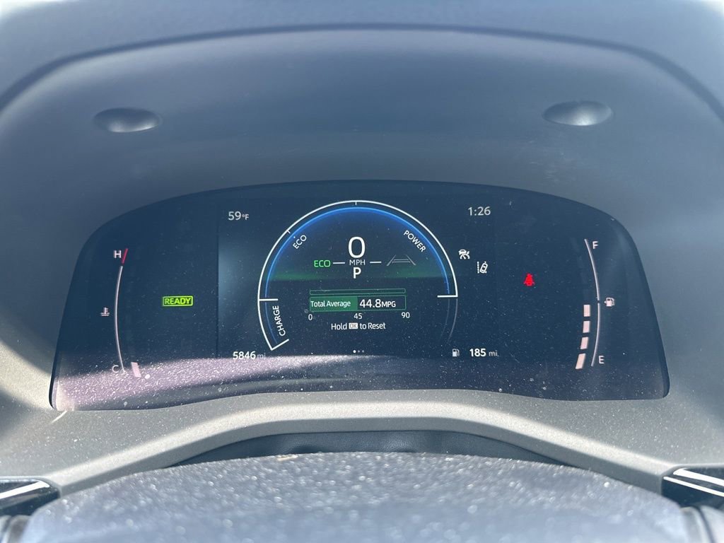 Used 2025 Toyota Camry SE image 27