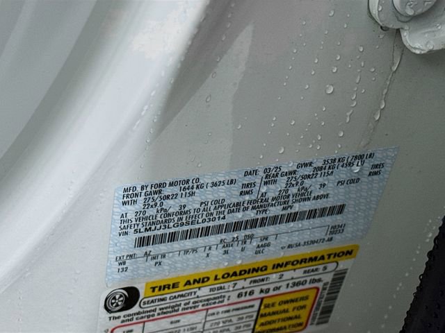 New 2025 Lincoln Navigator L Reserve image 35