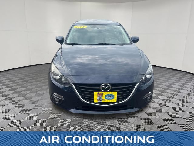 Used 2016 MAZDA MAZDA3 i Touring w/ Popular Equipment Package FWD image 8