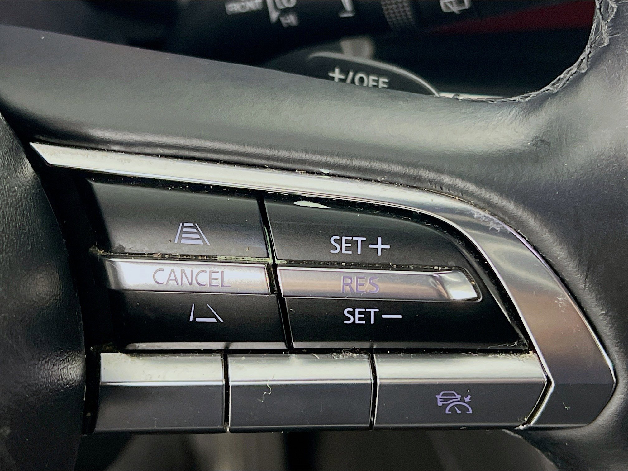 Used 2020 MAZDA MAZDA3 Hatchback w/ Premium Package image 15