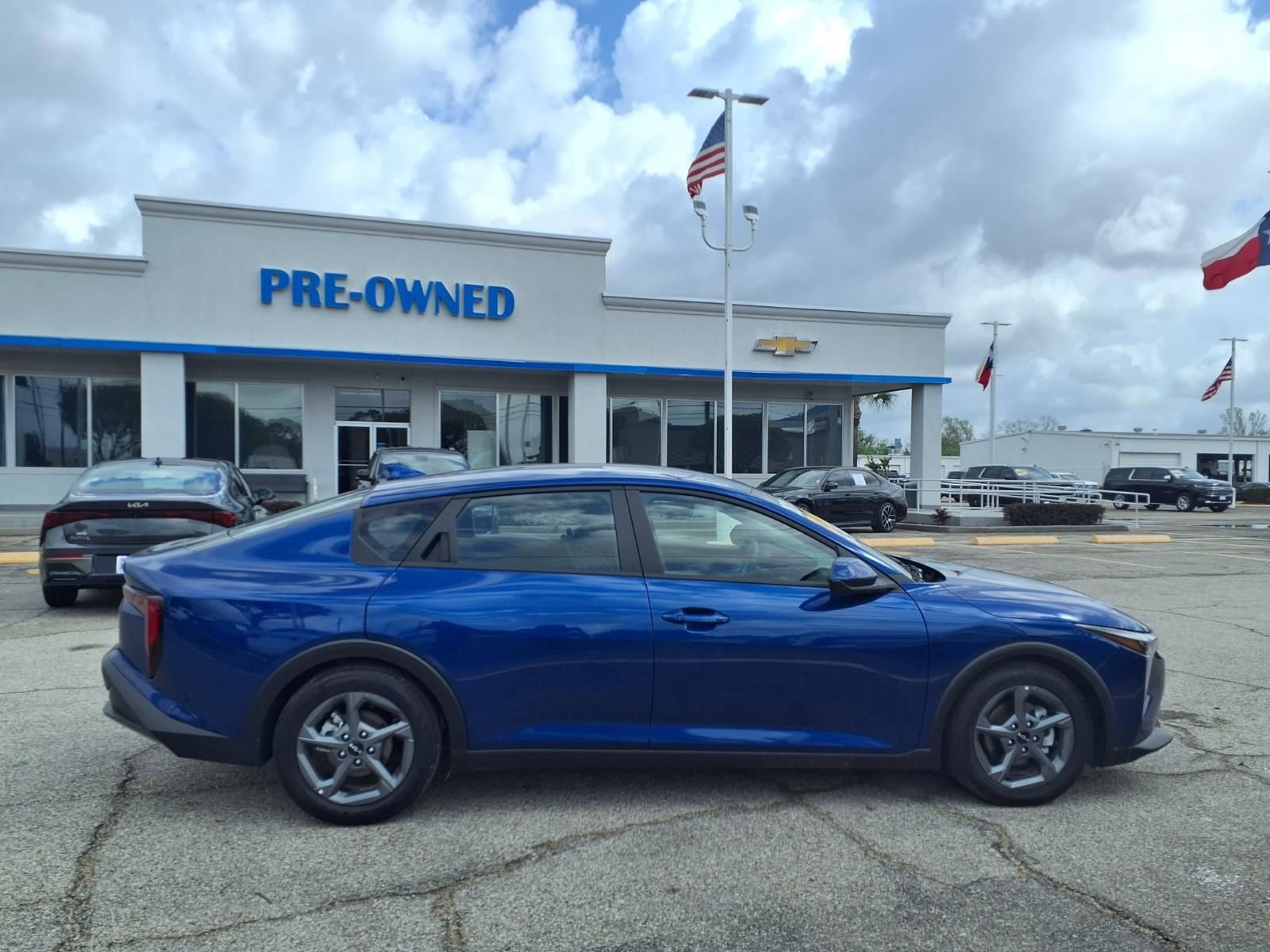 Used 2025 Kia K4 LXS image 21