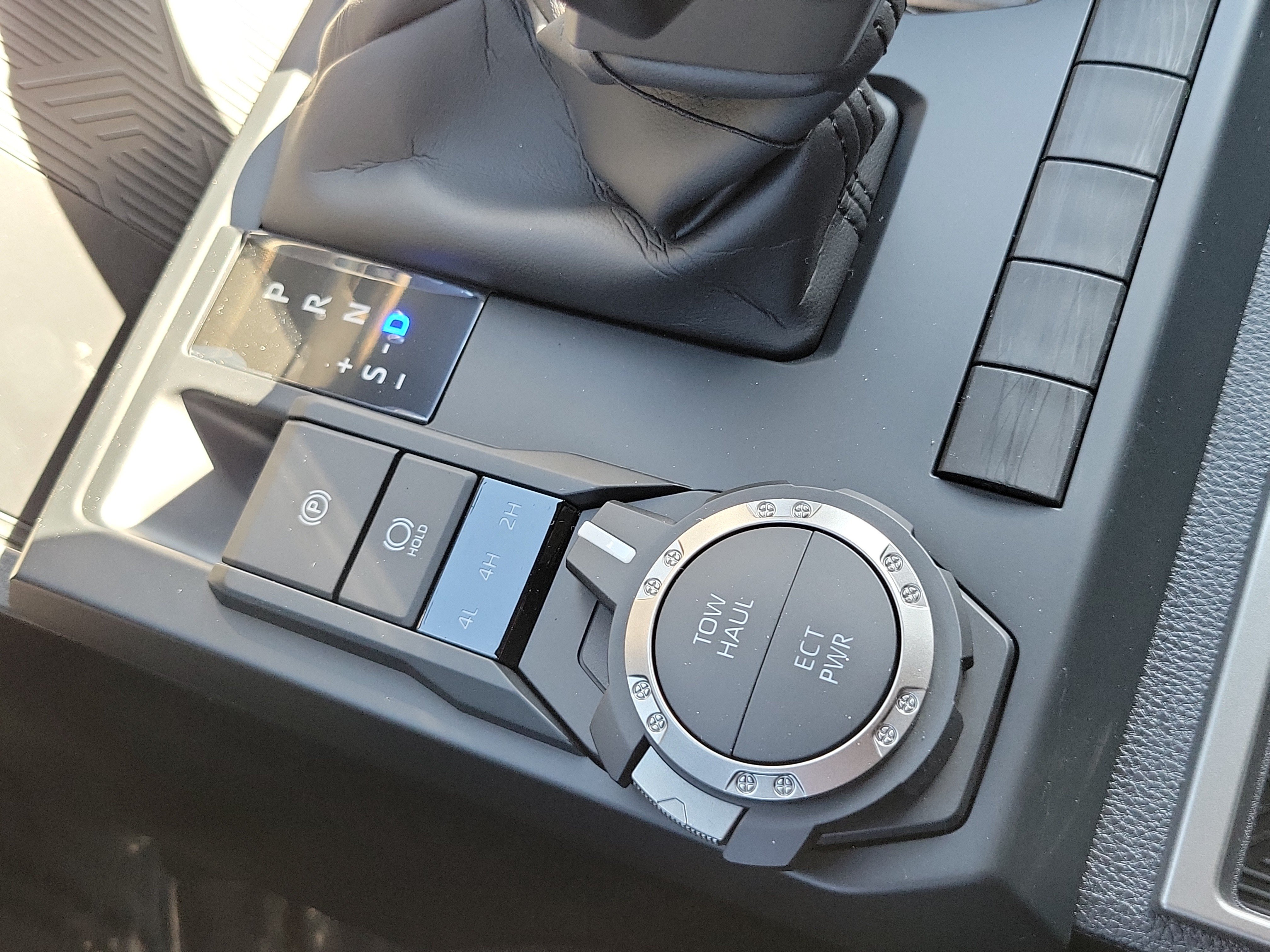 New 2026 Toyota Tacoma SR5 AWD/4WD image 35