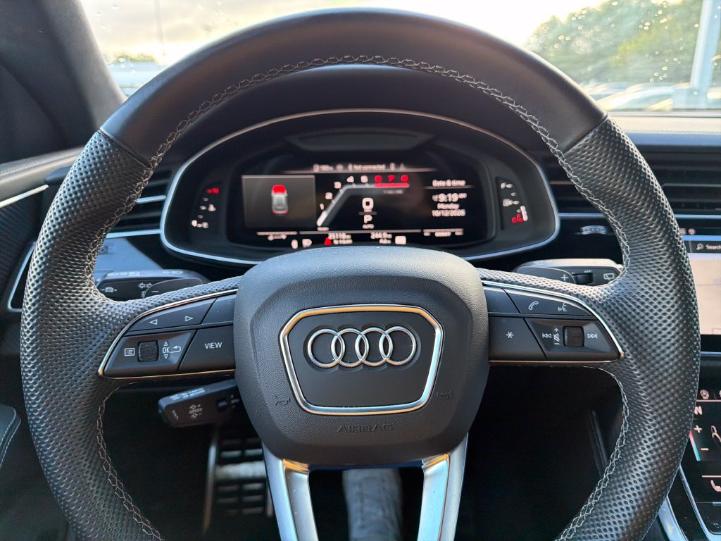 Used 2024 Audi SQ8 Prestige AWD/4WD image 12
