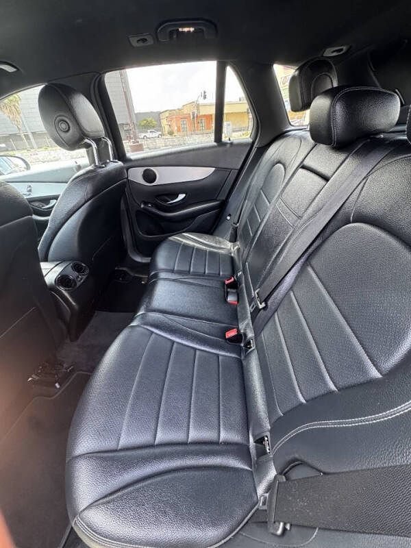 Used 2017 Mercedes-Benz GLC 300 image 15