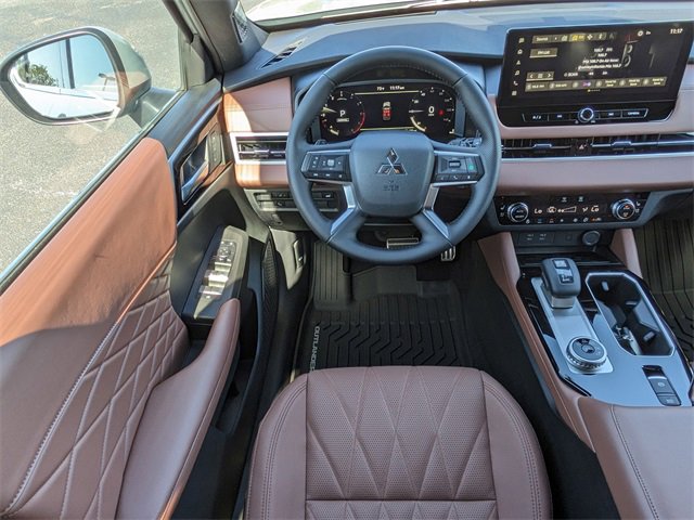 New 2025 Mitsubishi Outlander SEL image 17